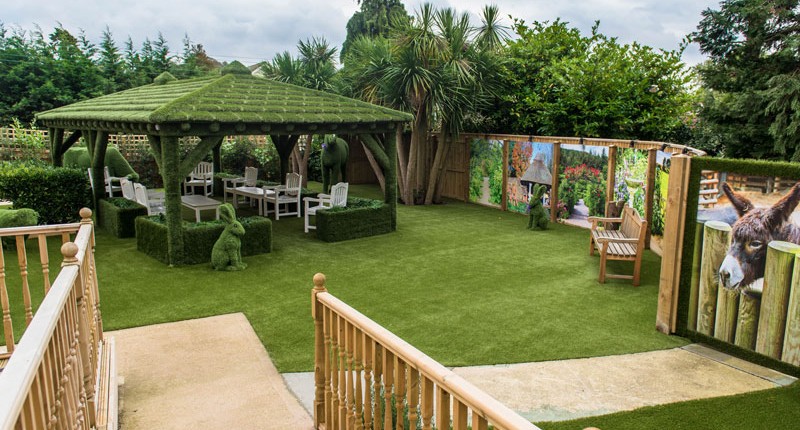 Easigrass sensory garden experience for dementia