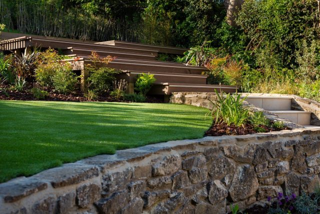 Easigrass Distribution Ltd