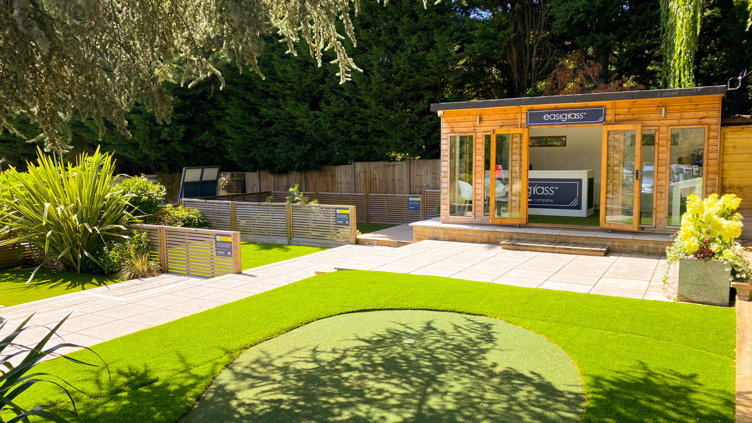 potters bar artificial grass showroom