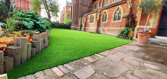 Easigrass Distribution Ltd