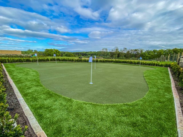 Easigrass Distribution Ltd