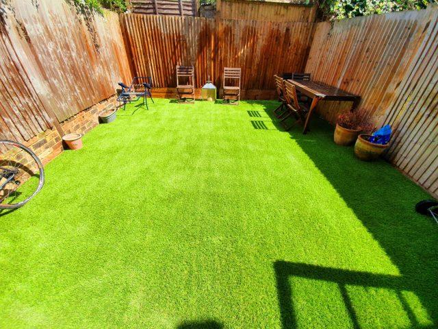 Easigrass Distribution Ltd