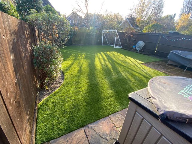 Easigrass Distribution Ltd