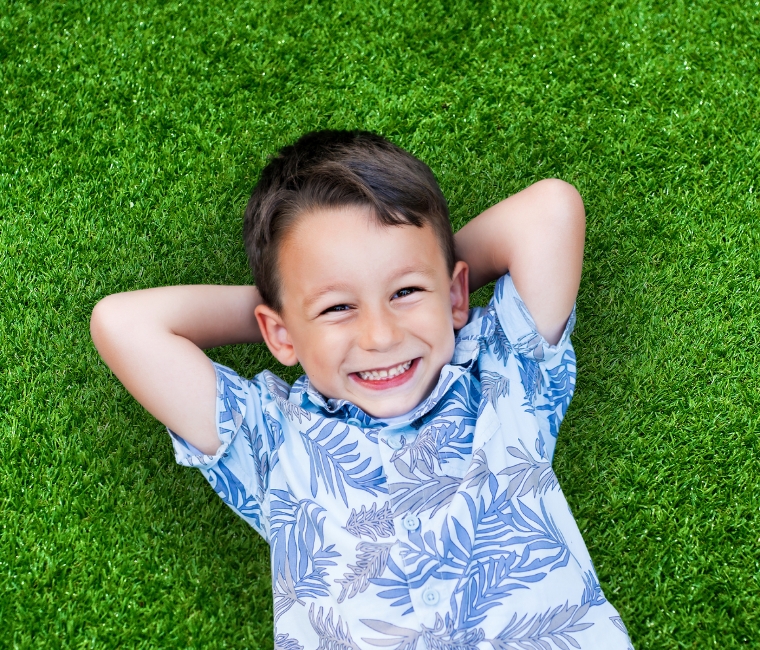 5 Ways Artificial Grass Can Keep Your Kids Safe