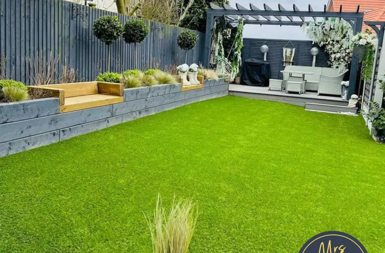 MrsHinchGarden-760x500-c-center