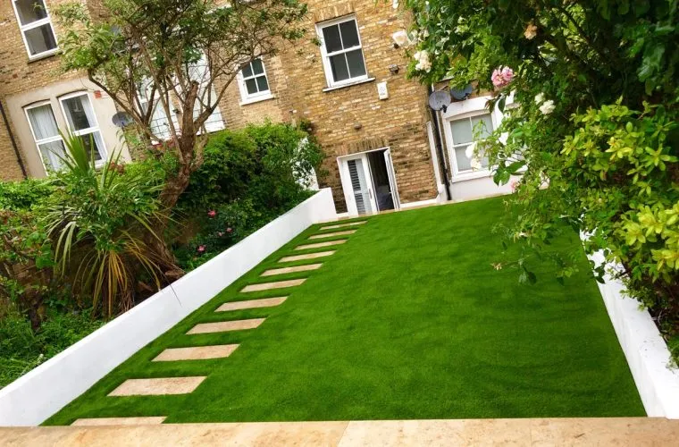 artificial-grass-Front-Garden-2-760x500-c-center