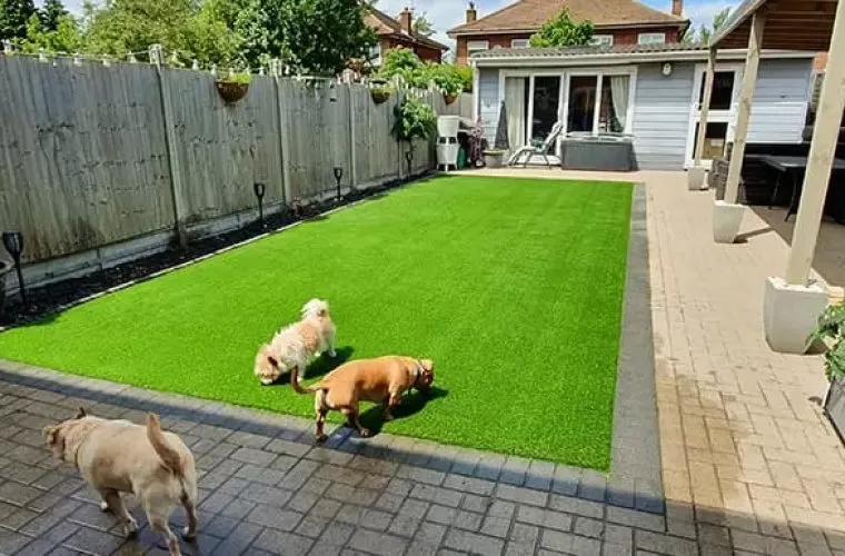 artificial-grass-for-gardens-belgravia-4-760x500-c-center
