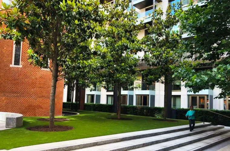 commercial-artificial-grass-760x500-c-center