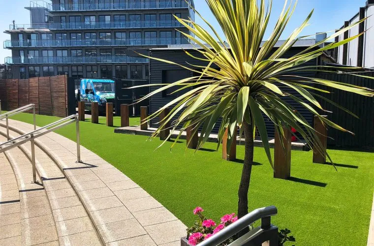 commercial-artificial-grass-installation-3-760x500-c-center