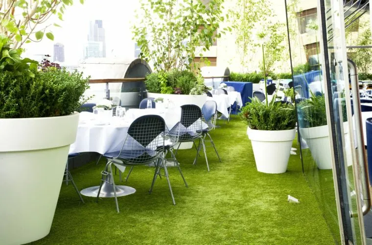 commercial-artificial-grass-installation-4-760x500-c-center