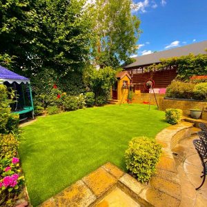 artificial-grass-for-gardens-mayfair-1