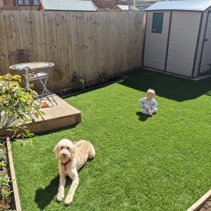 artificial-grass-for-pets-and-children
