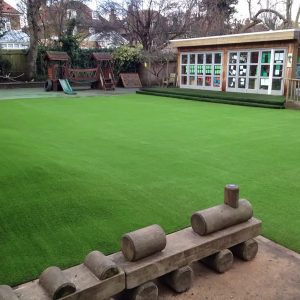 artificial-grass-for-schools_holland-park-2